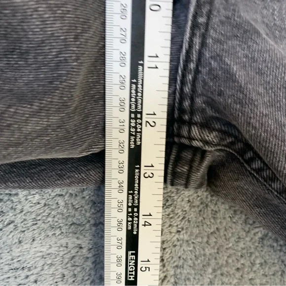 NEW Abercrombie & Fitch 90s Straight Ultra High Rise Jeans Black W 29 L 29 Short - Picture 10 of 15